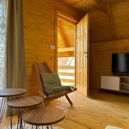Vikend Kuca I Odmaraliste Julie - Sarajevo - Jahorina Ferienpark *