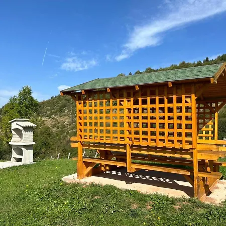 Vikend Kuca I Odmaraliste Julie - Sarajevo - Jahorina Ferienpark