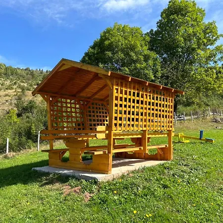 Vikend Kuca I Odmaraliste Julie - Sarajevo - Jahorina *