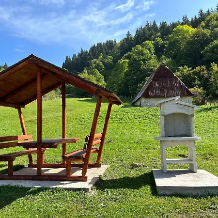 Vikend Kuca I Odmaraliste Julie - Sarajevo - Jahorina Ferienpark