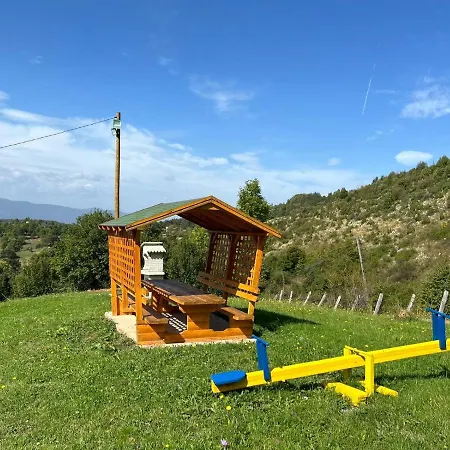 Vikend Kuca I Odmaraliste Julie - Sarajevo - Jahorina Ferienpark *